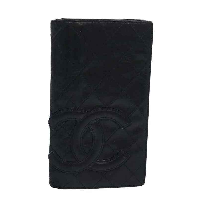 Keychains with plastic straps-Chanel Cambon Line  Leather Wallet  (Pre-Owned)