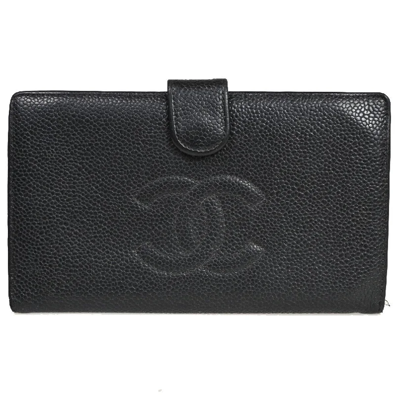 Keychains with stylish straps-Chanel Cc  Leather Wallet  (Pre-Owned)