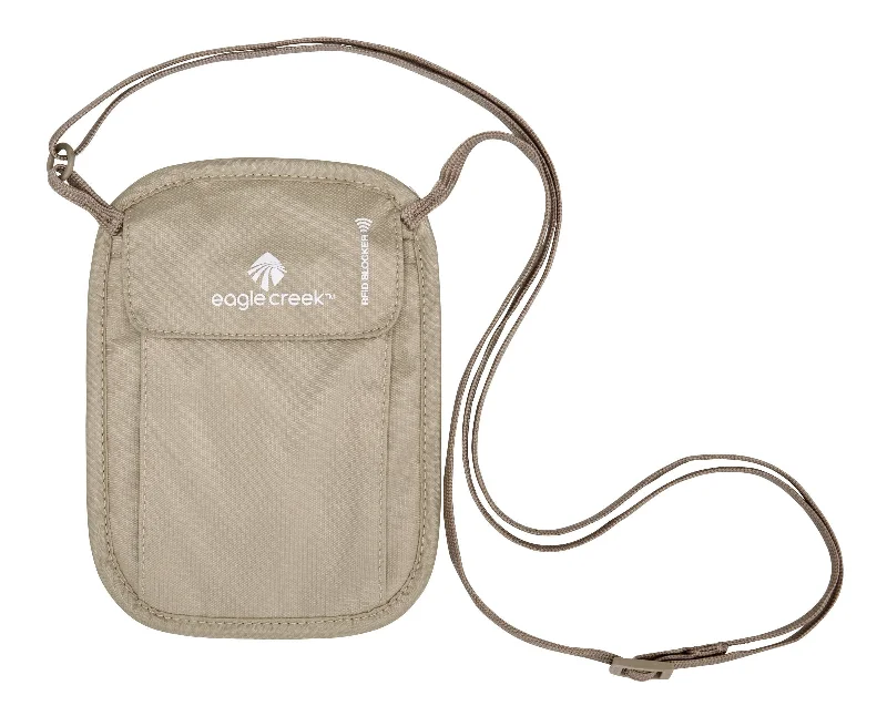 Backpack for windy conditions-Eagle Creek RFID Blocker Neck Wallet