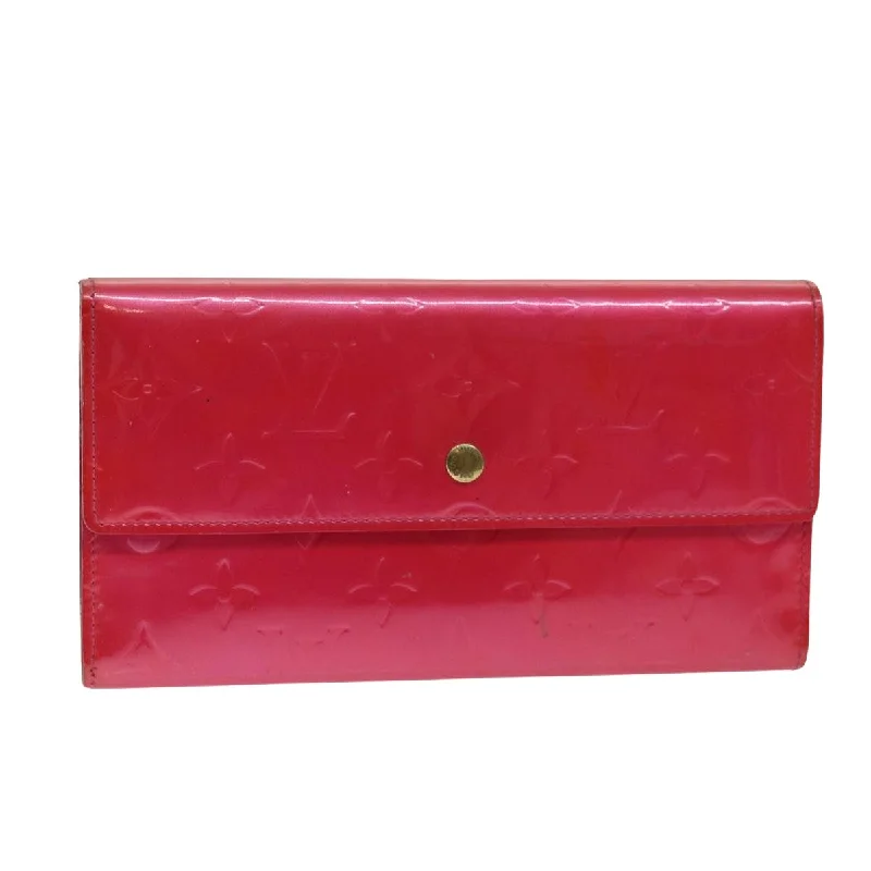 Keychains with floral tags-Louis Vuitton Porte Tresor International  Patent Leather Wallet  (Pre-Owned)