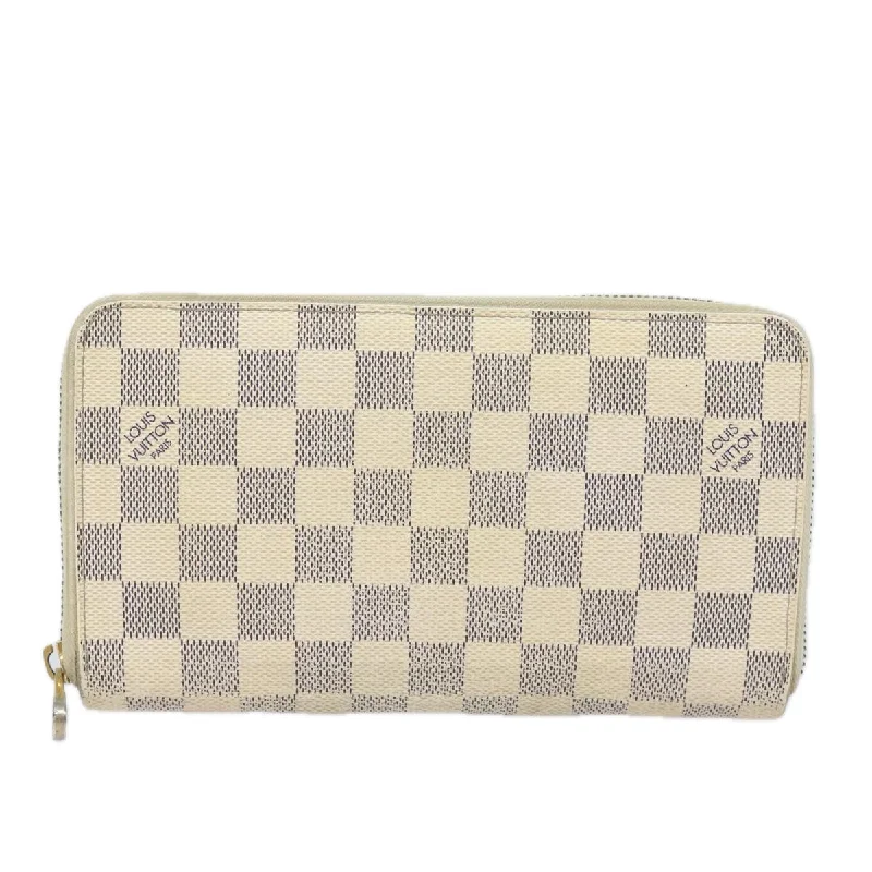 Wallets with quilted looks-Louis Vuitton Zippy Wallet  Canvas Wallet  (Pre-Owned)