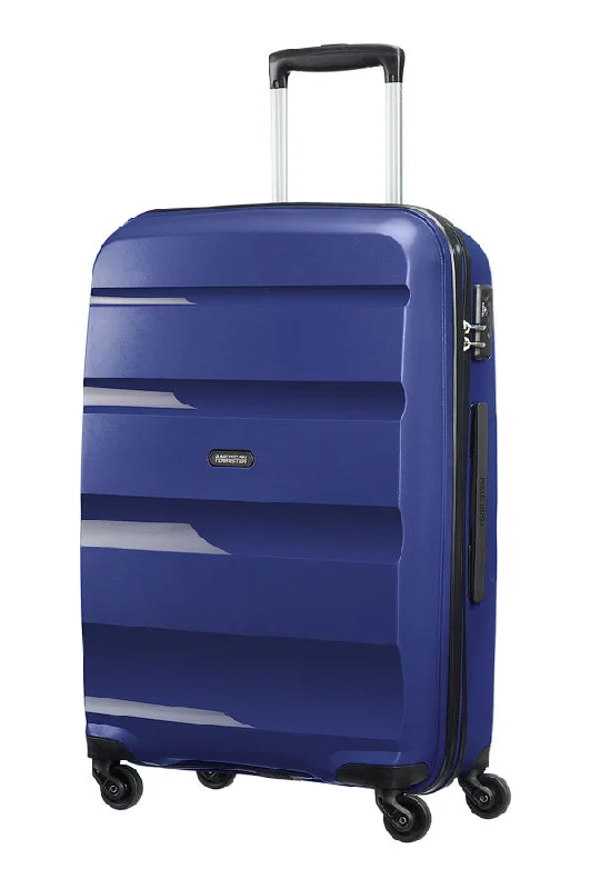 Suitcase with sleek handles-American Tourister Bon Air Spinner Medium Suitcase