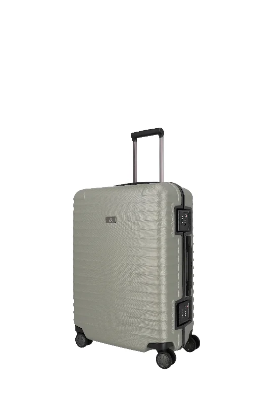 Suitcase for adventure seekers-Titan Litron Frame M