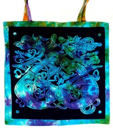 Azuregreen Rb74Dr Celtic Dragon Tote Bag